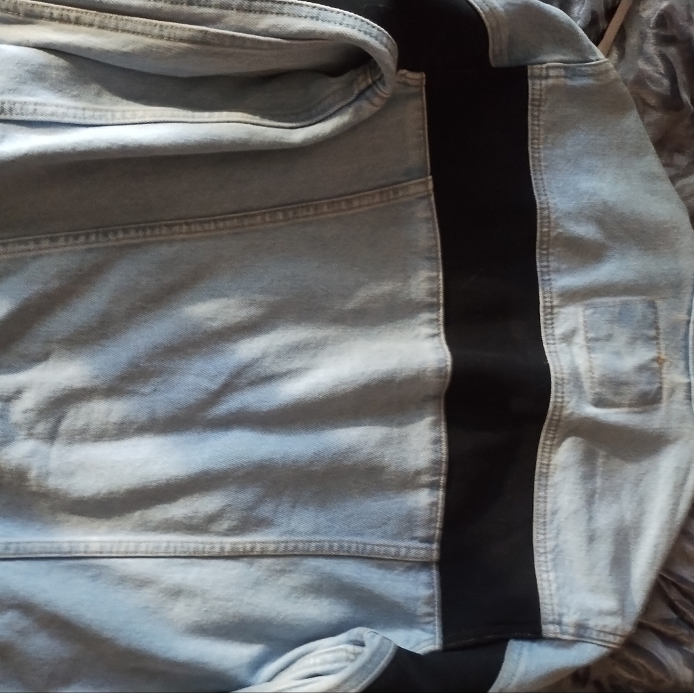 Jacket - Picture 2 of 4